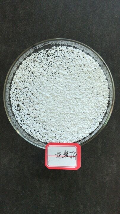 Mikroenkapsulowany maślan sodu 90% w postaci granulatu w kształcie kuli dla zwierząt