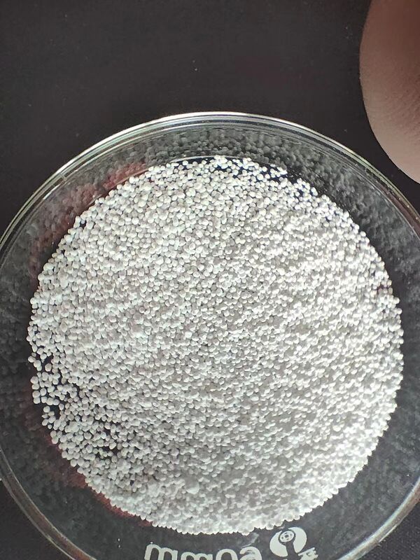 Bezwonny i kulkowy bez powłoki 80% butyran sodu dla drobiu